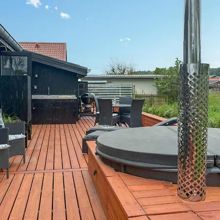 3 Bedroom Amazing In Sjolund Binderup Strand