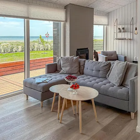 3 Bedroom Amazing In Sjolund Binderup Strand