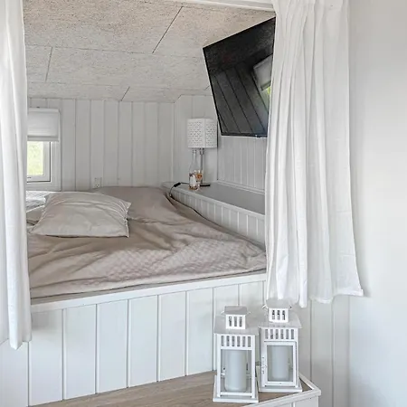 3 Bedroom Amazing In Sjolund * Binderup Strand