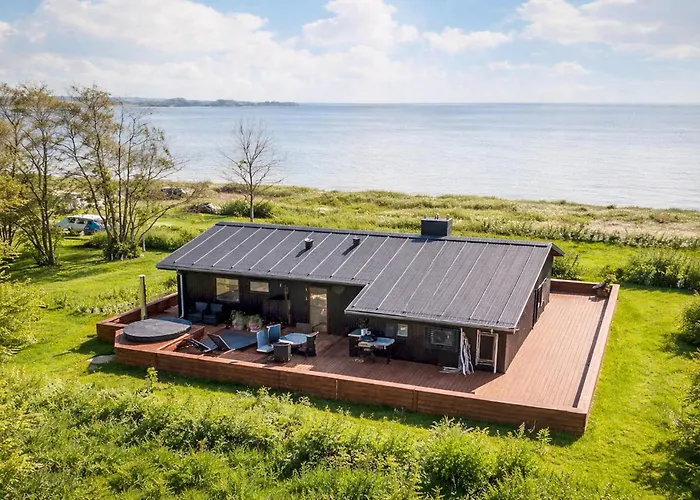 3 Bedroom Amazing In Casa vacanze